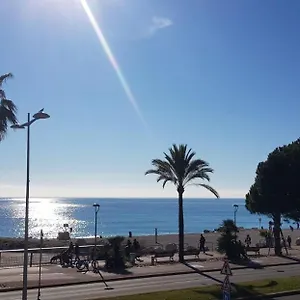  Appartement Au Bord De La Mer, Vue , Piscine, Parking